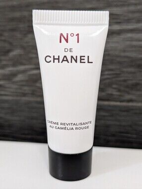 New! Chanel N°1 De Chanel Revitalizing Face Cream